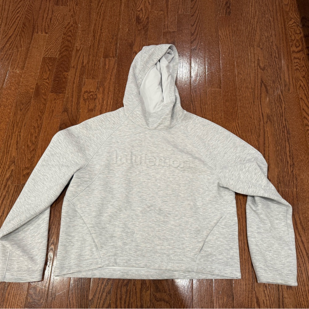 LULULEMON Gray Hoodie, worn once
Size 8